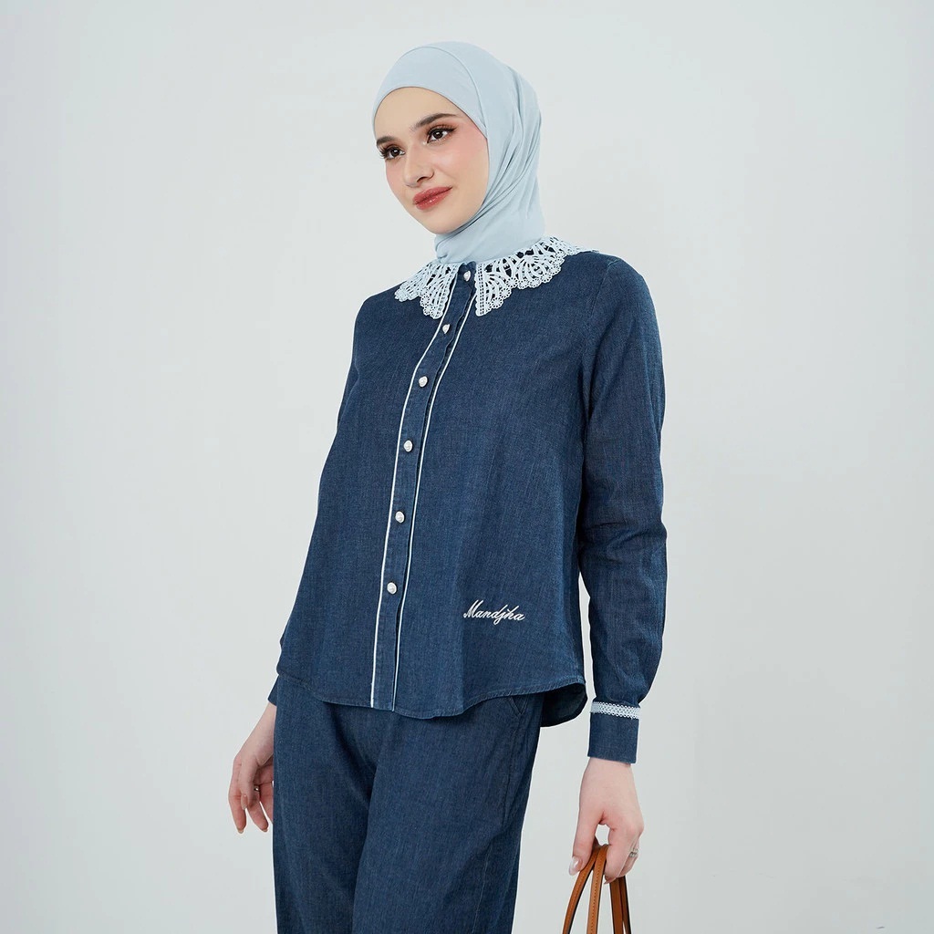 MANDJHA - Celina Blouse - Kemeja Atasan Denim Berkerah Full Kancing by IVAN GUNAWAN ORIGINAL