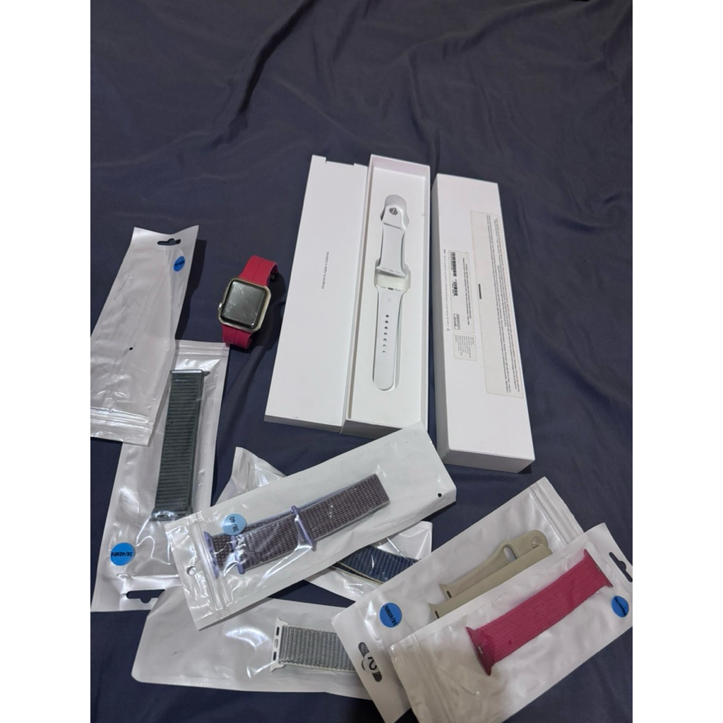 IWATCH SECOND / PRELOVED / JUAL JAM PINTAR / SMARTWATCH APPLE /SERIES 3 / digimap