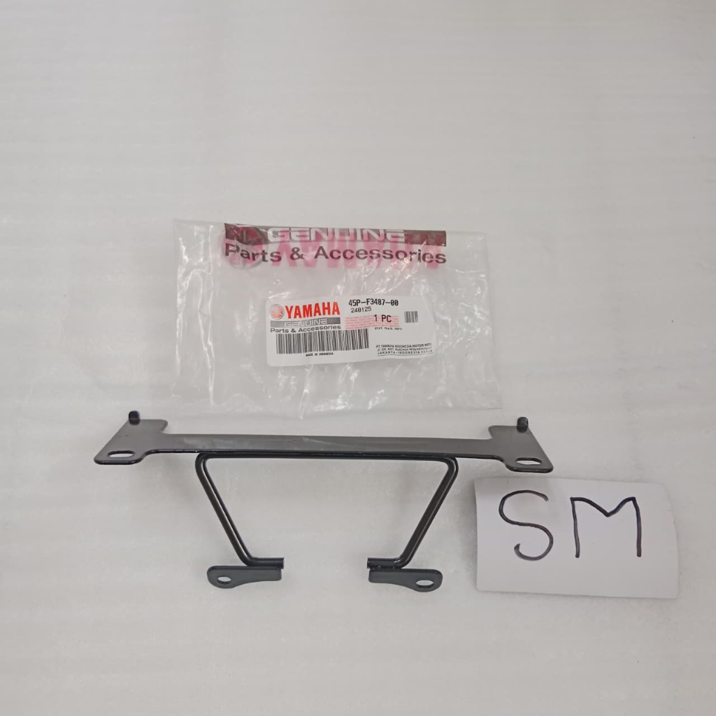 Stay plate bracket braket dudukan plat nomor Byson 45P-F3487-00 asli original Yamaha YGP