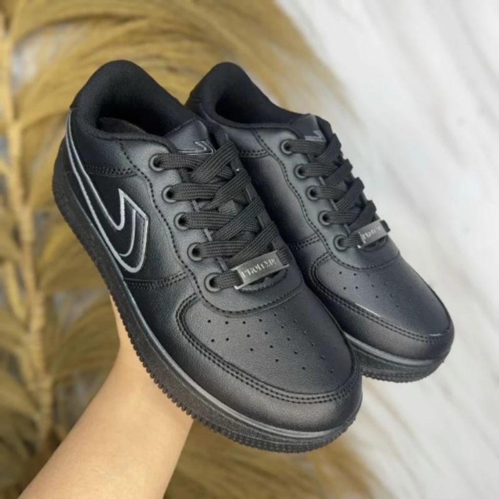 sepatu sekolah hitam SMP SMA new era terbaru force one