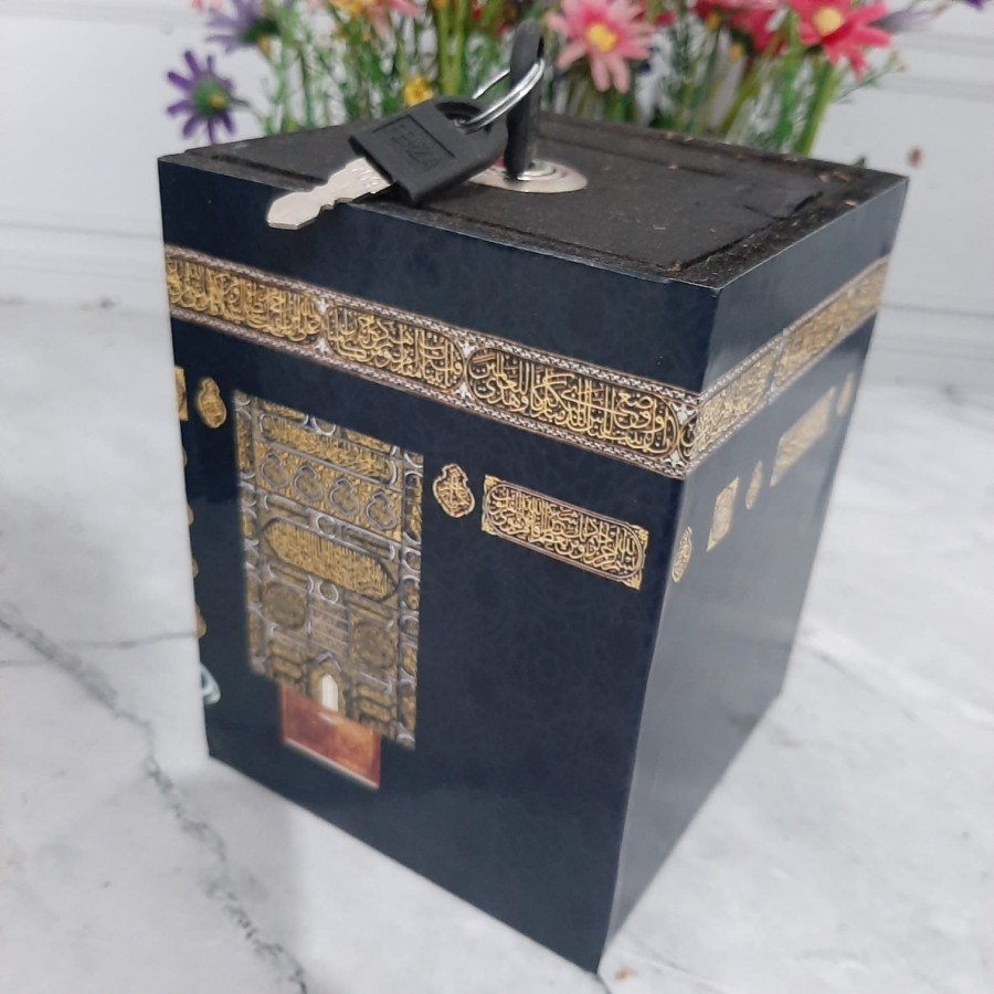 Celengan Kabah Jumbo Kunci Kayu Untuk Dewasa Anak