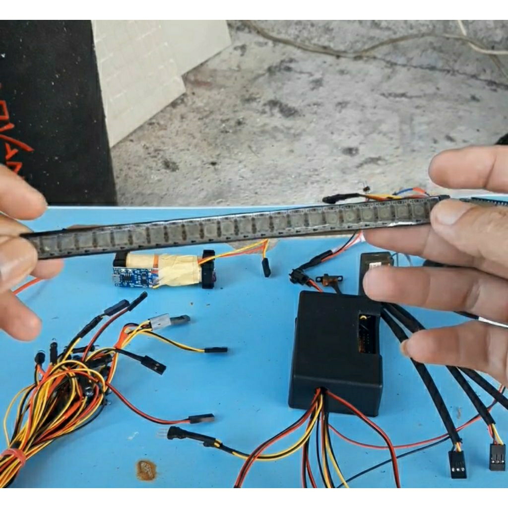 Strobo miniatur skala 10
