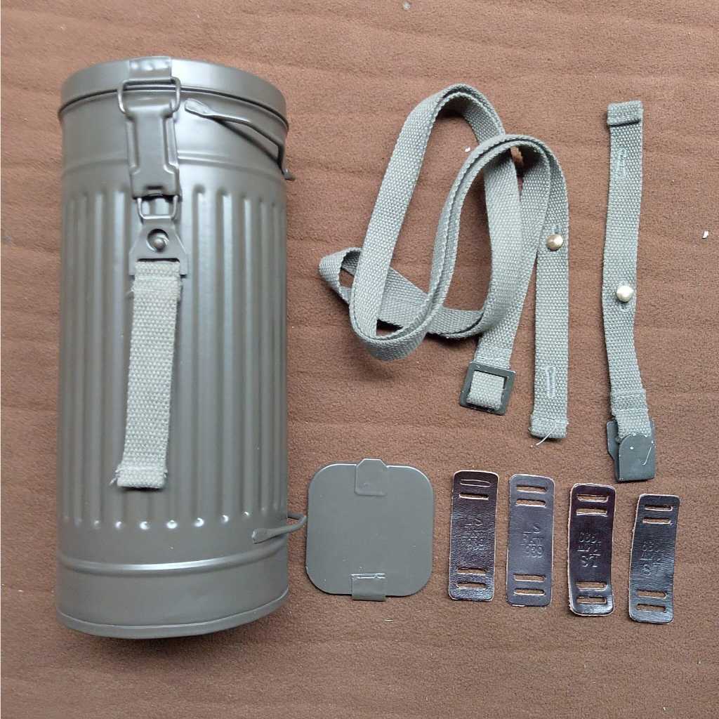 Replika Gas Mask Germany WW2 Canister Army Repro Tin Container Can With Straps