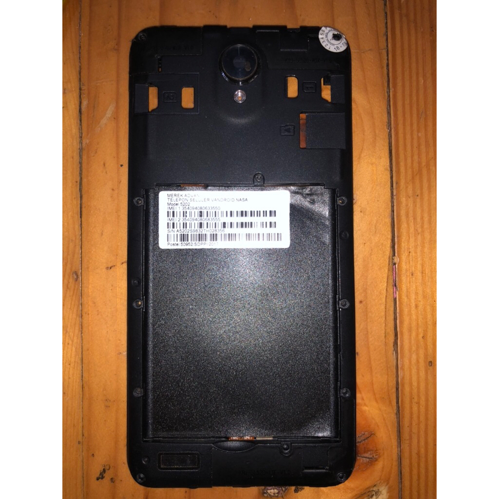 FRAME BAZZEL TATAKAN LCD ADVAN NASA 5202