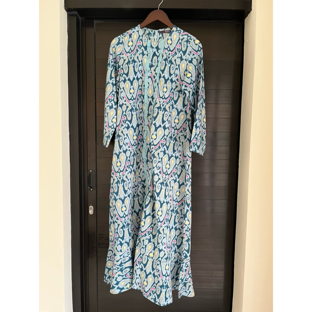 Elzatta hijab gamis batik tosca