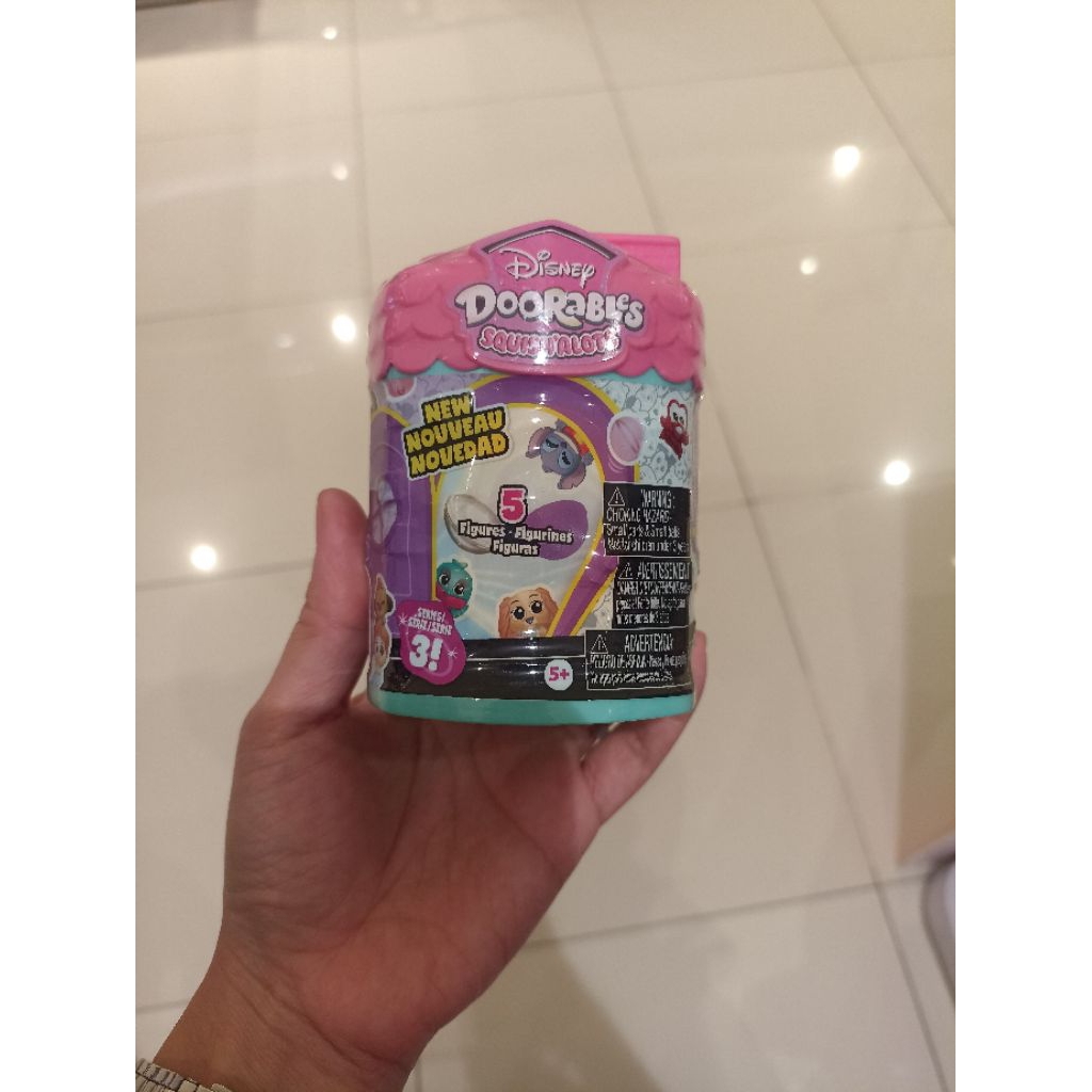 mainan playset Disney doorables