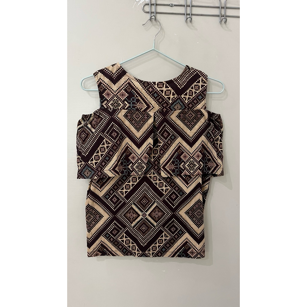 PRELOVED MEDAN Atasan Batik