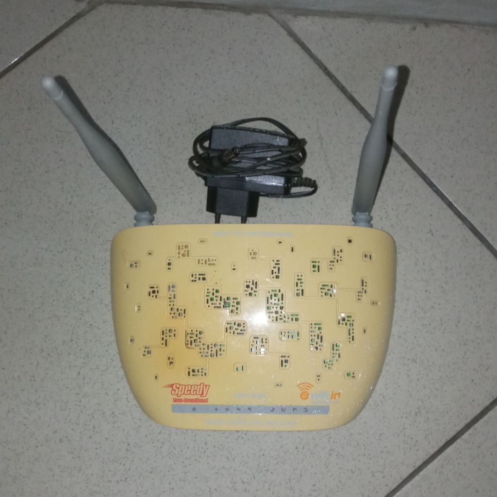 Router TP-LINK W8961n