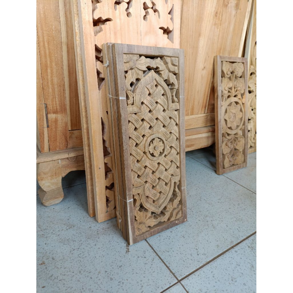 ornamen kayu ornamen ukir ukiran kayu Loster dekorasi roster kusen pintu Boven jendela angin angin k