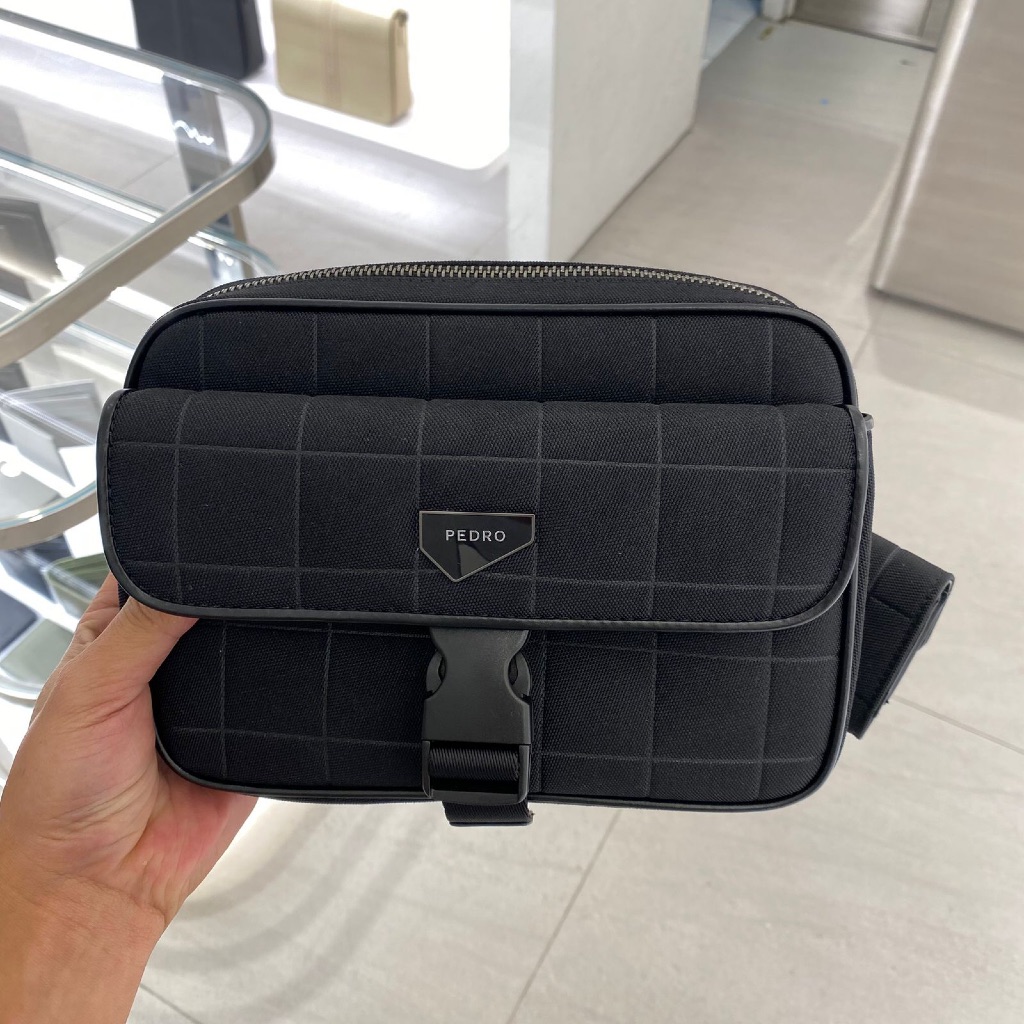 Jastip. Slingbag Pedro (MAN)