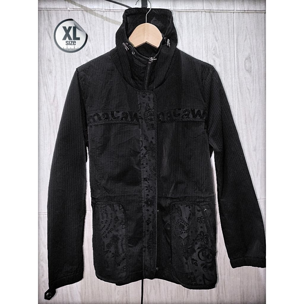 PreIoved Macaw Sports Original Jacket