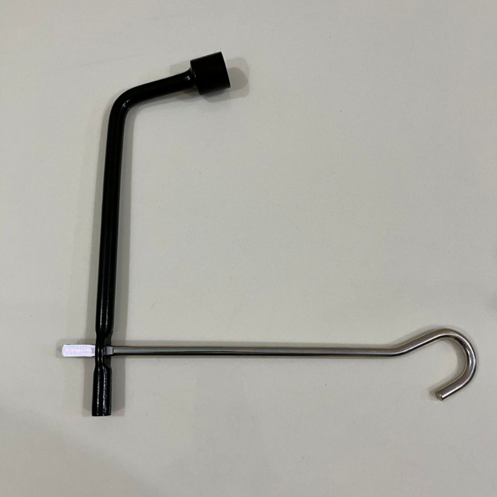 Kunci Roda Mobil 21mm & Pemutar Dongkrak Original Mobil Avanza /  Xenia / Calya / Sigra / Livina