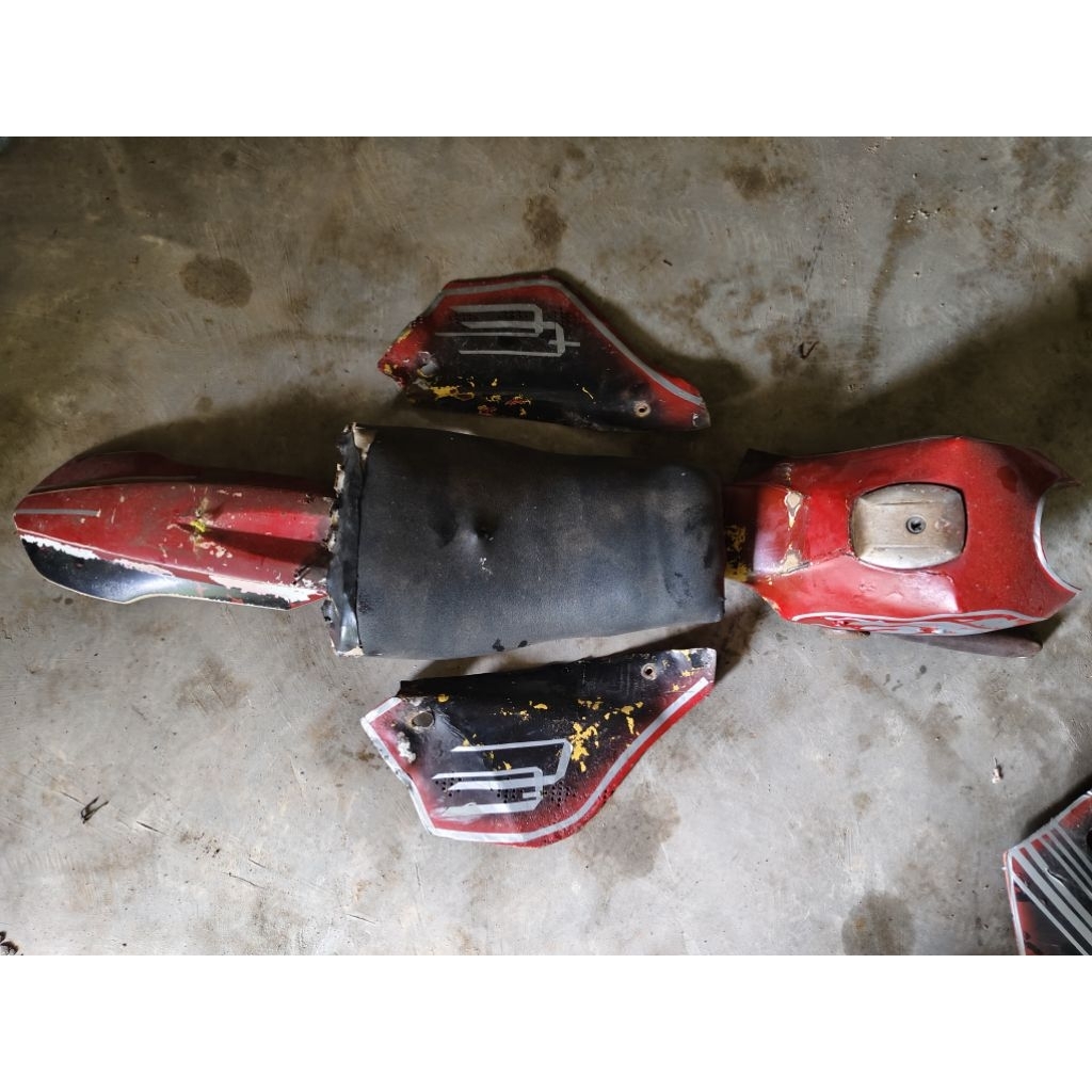 body set trail vintage custom (tangki, jok, body samping, spkbor bkng)