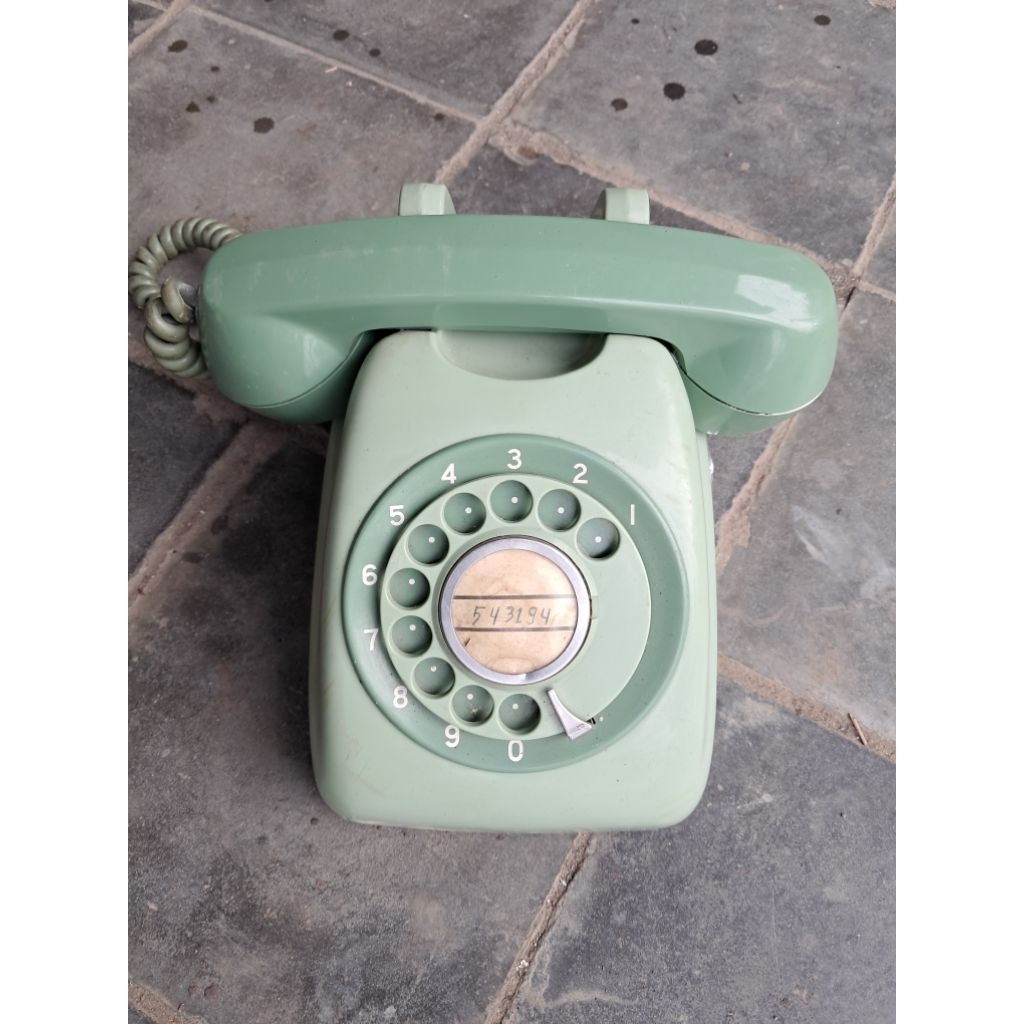 Telepon Telephone putar Hijau Tosca jadul antik lawas