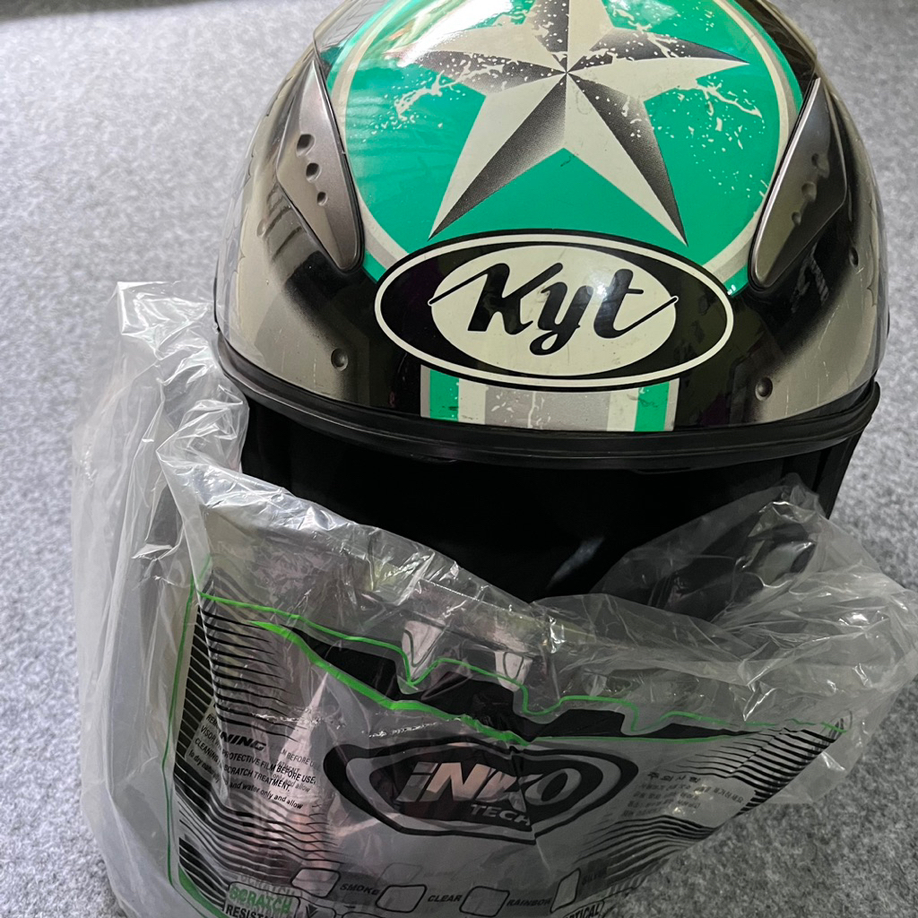 [PRELOVED] BISA NEGO HELM KYT ORIGINAL MURAH HELM PRIA