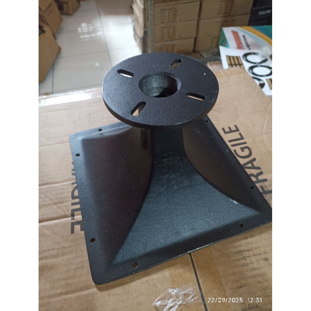 HORN TWEETER 20x20