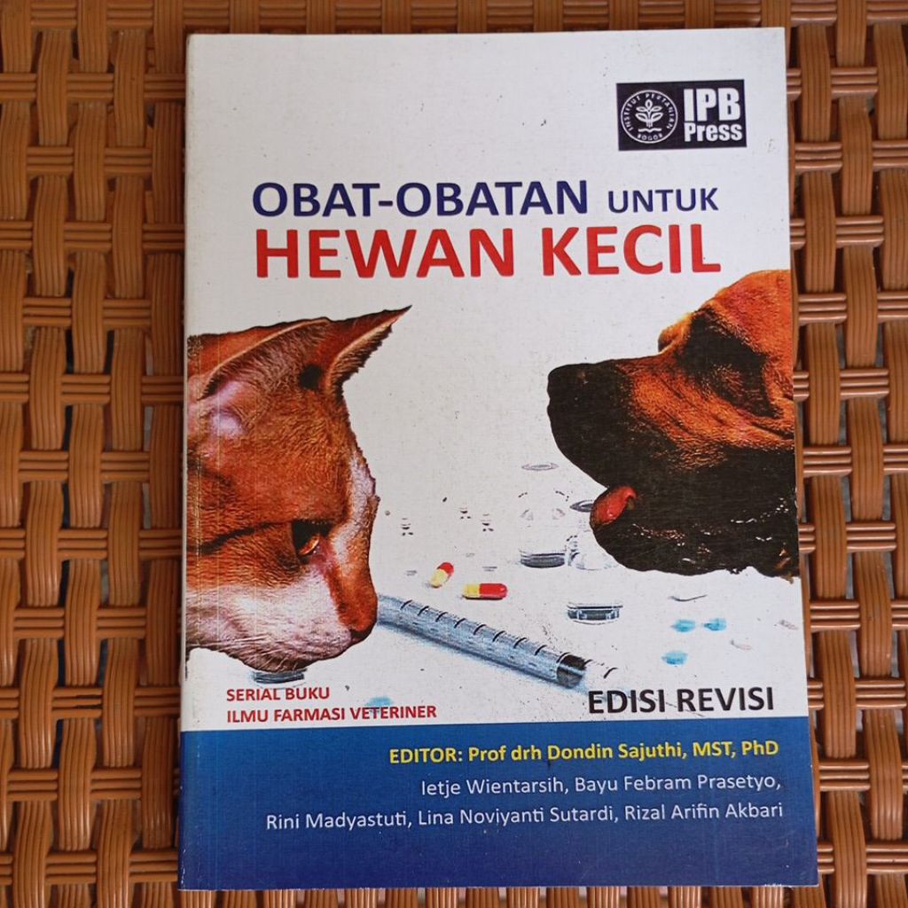 BUKU OBAT-OBATAN UNTUK HEWAN KECIL