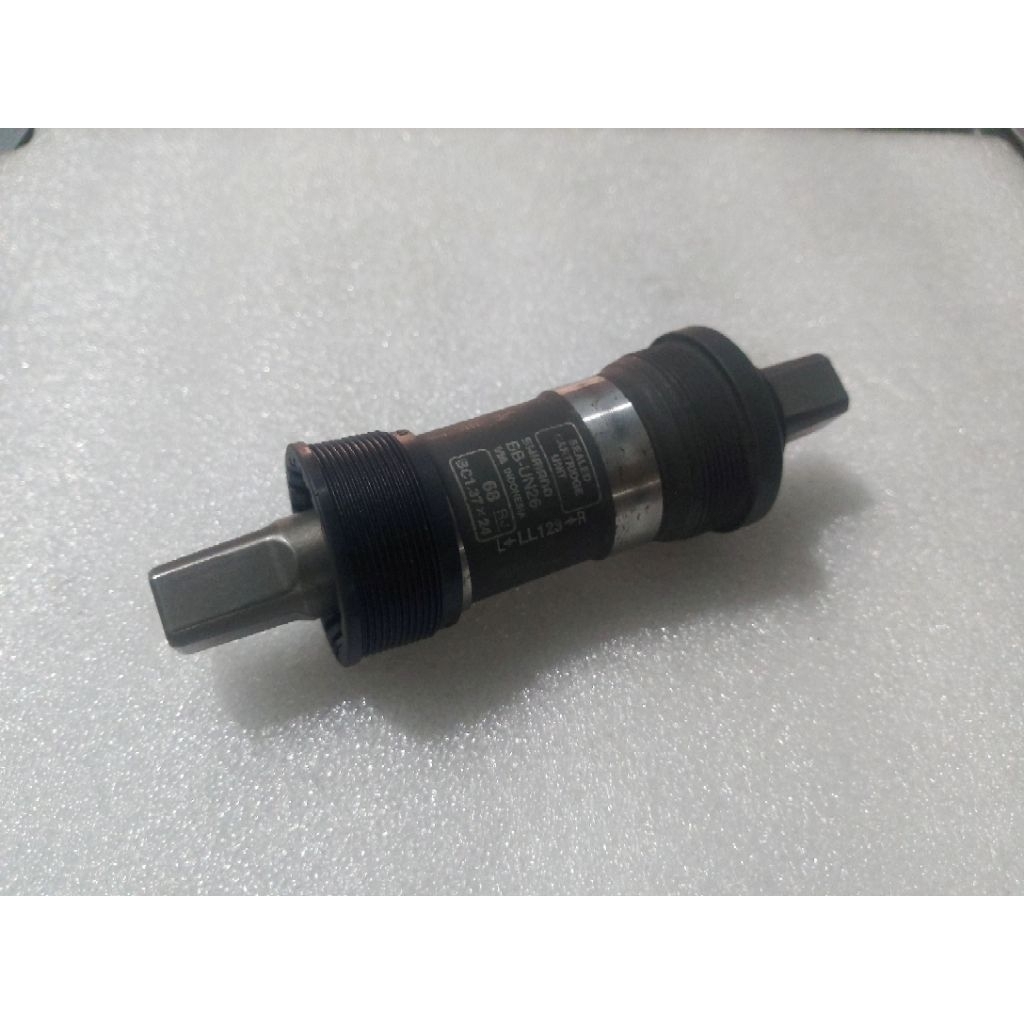 BB KOTAK SHIMANO BOTTOM BRACKET UN26 123 MM HITAM