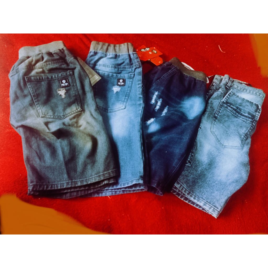 celana pendek,celana pendek pria,celana jeans pendek,celana jeans pendek pria,celana jeans,celana je