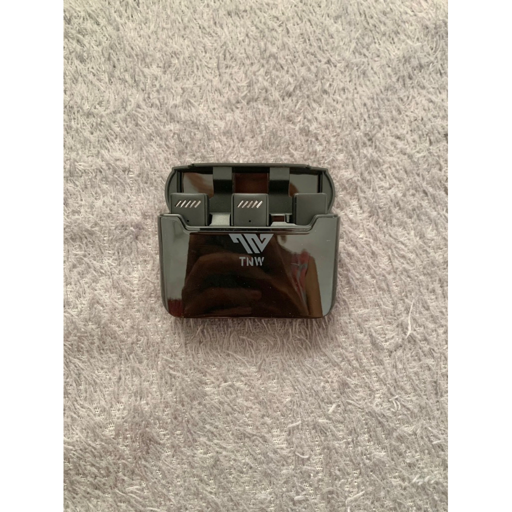 preloved clip on wireless mic tnw a11