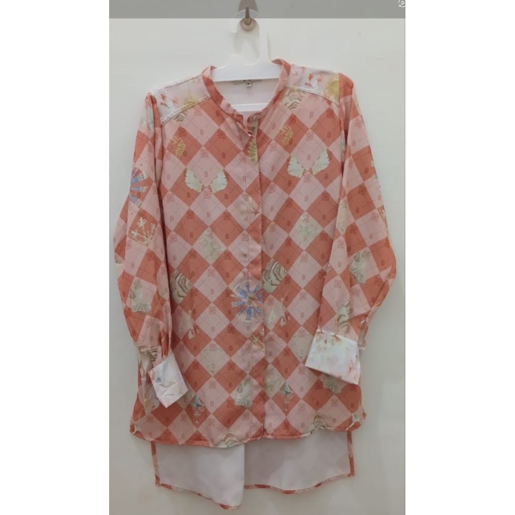 daria top buttonscarves x ria miranda