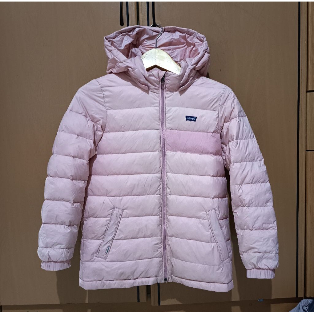 JAKET BULANG ULTRA LIGHT LEVIS