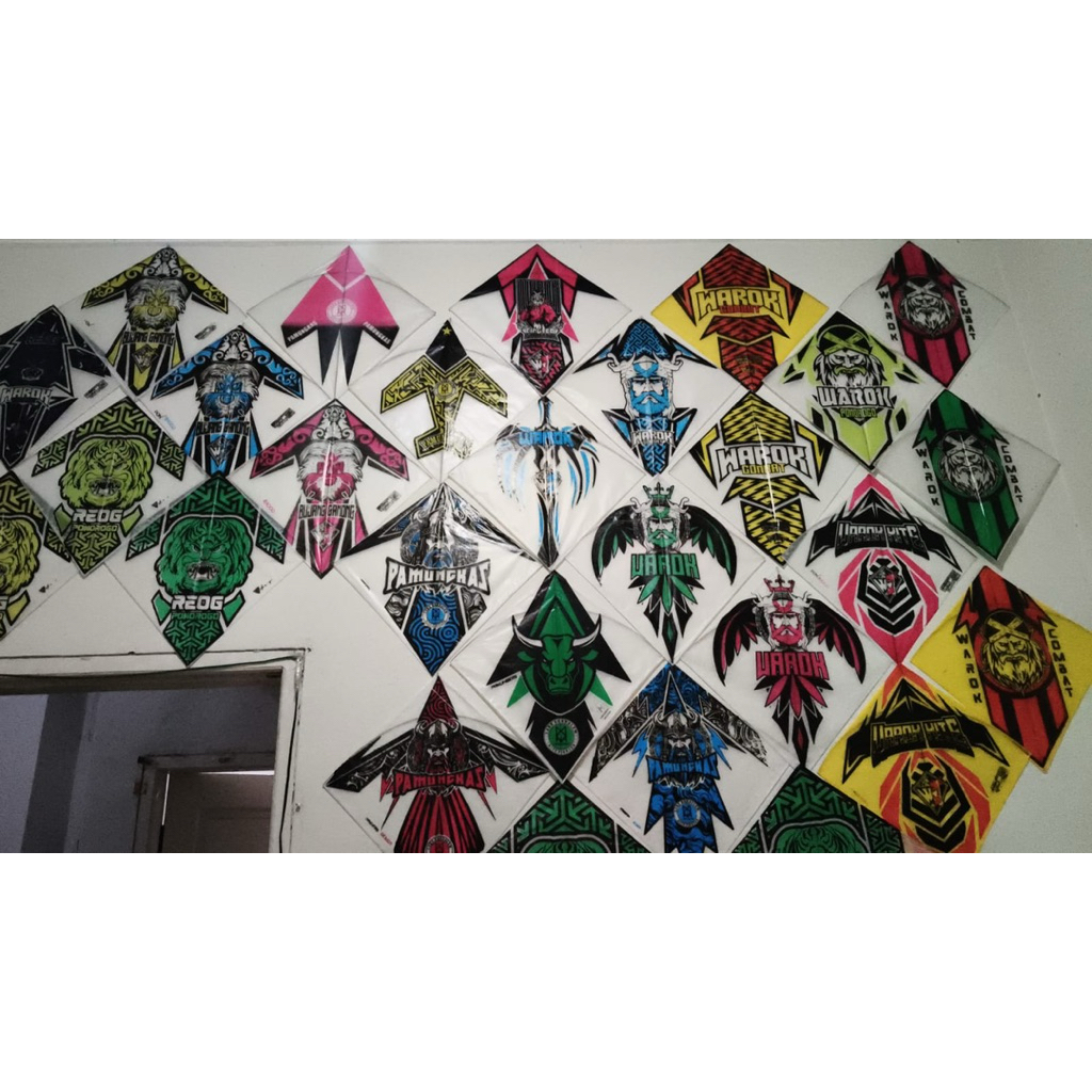 Layangan Sukhoi Warok Super Lilitan Apus 2 Warna