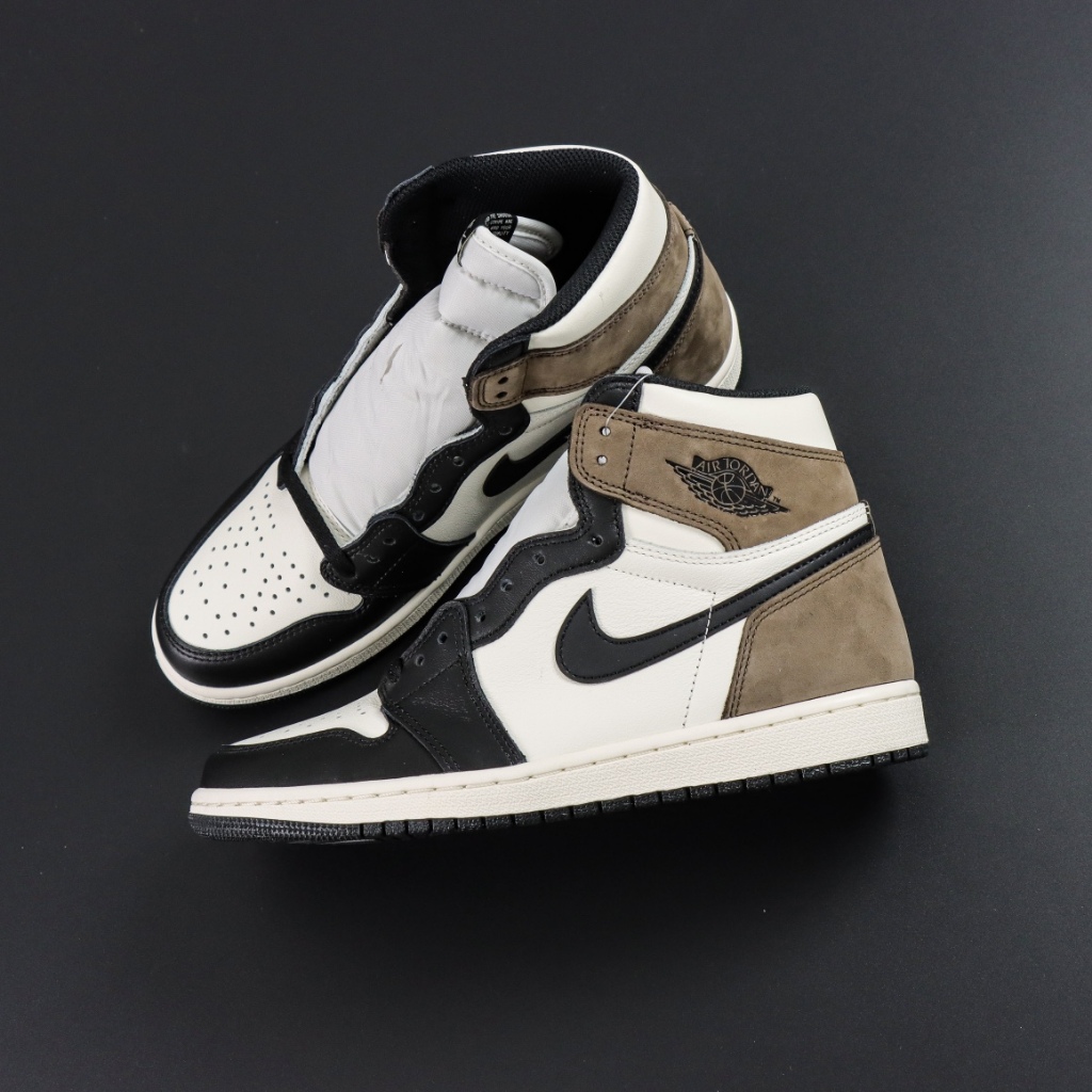 Air Jordan 1 OG Dark Mocha