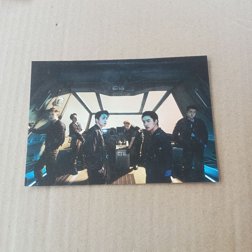 postcard EXO