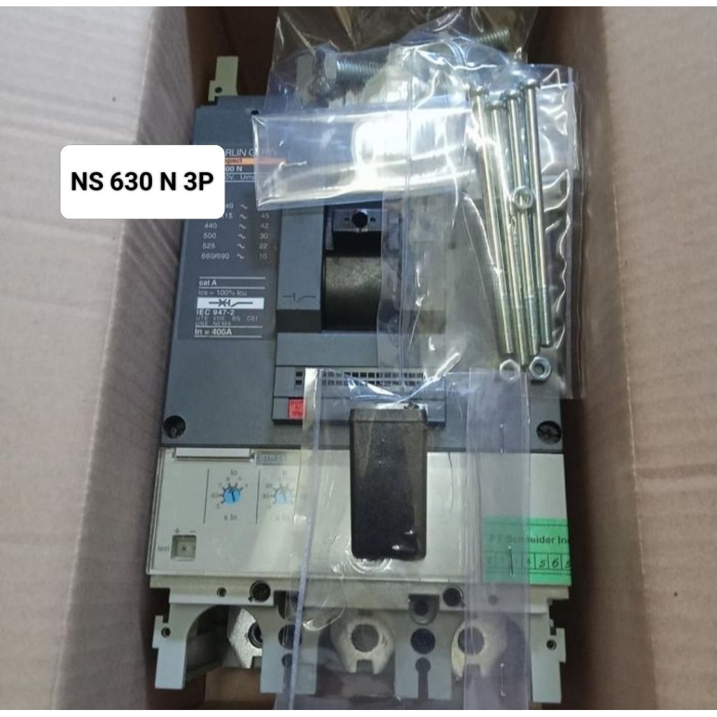 MCCB MERLIN GERLIN NS630N 3P 630 A NS 630N 3P 630 AMPER ORIGINAL