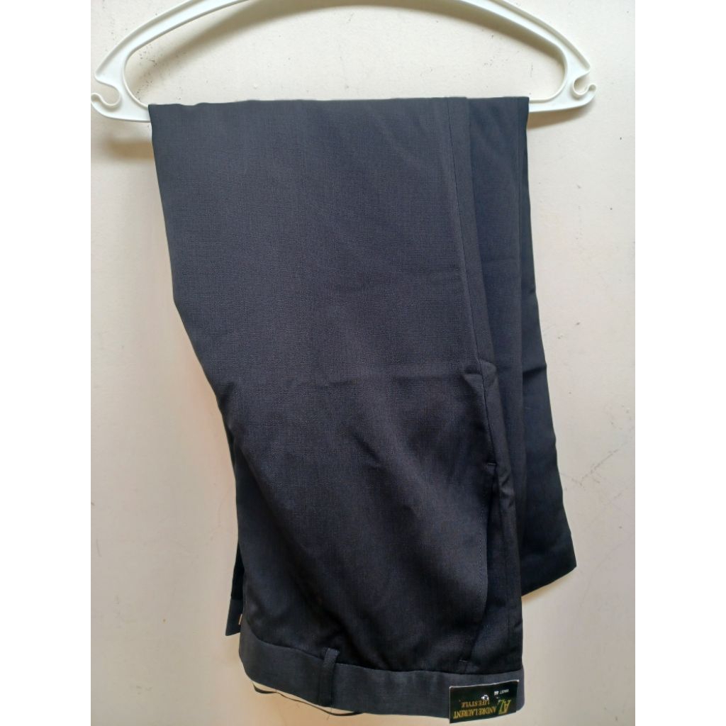 celana bahan hitam Andre Laurent