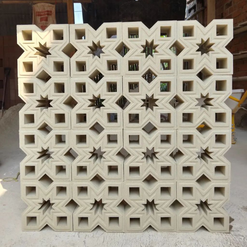 Roster Beton Minimalis motif religi karawangan tersedia 3varian warna cocok untuk masjid dan pagar h