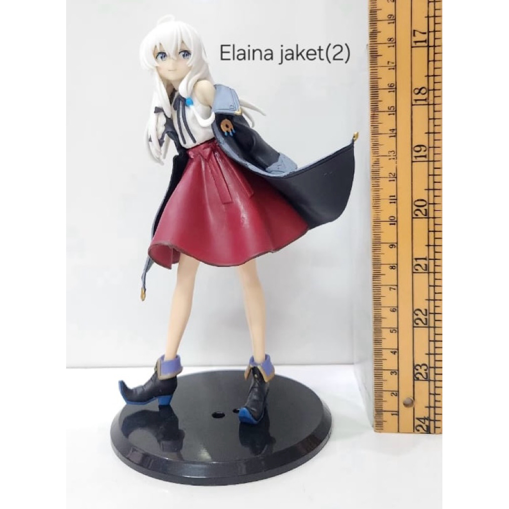 action figure elaina jubah