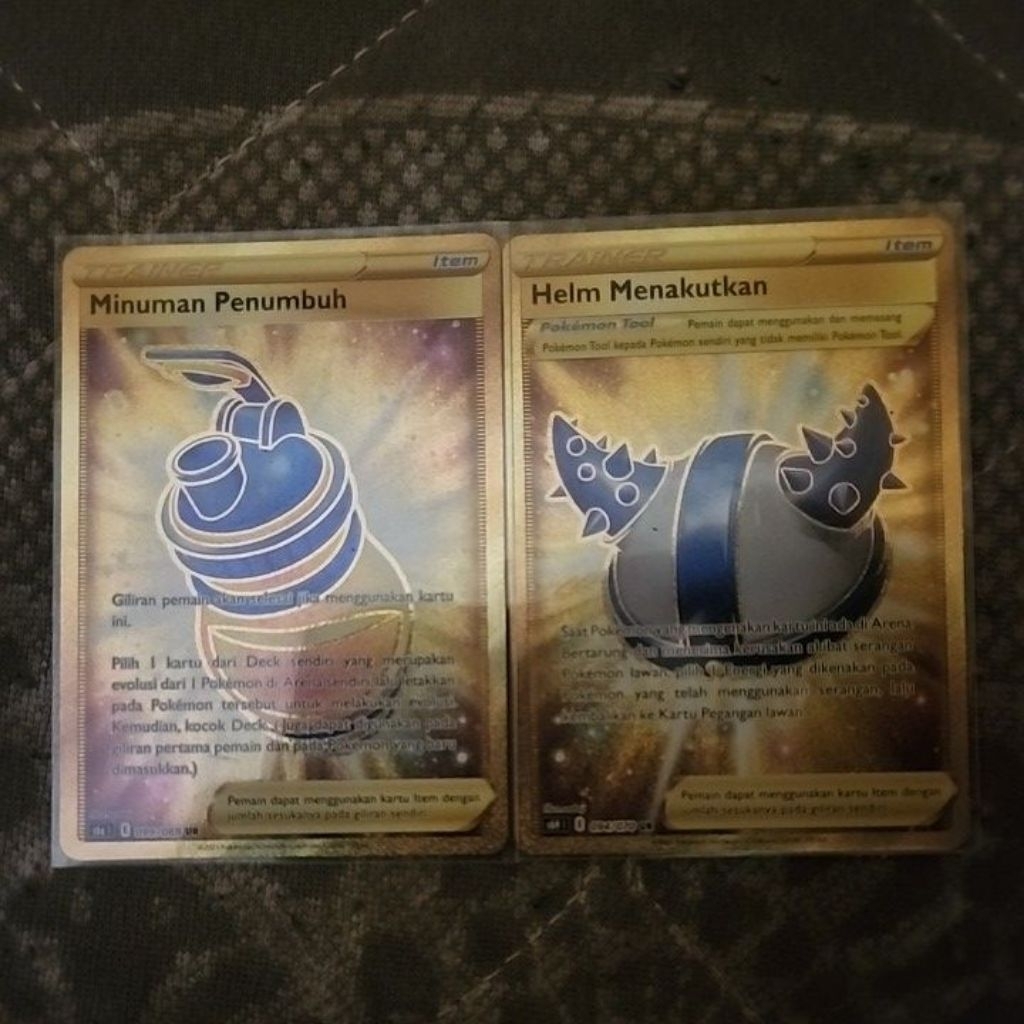 Bundle kartu pokemon UR