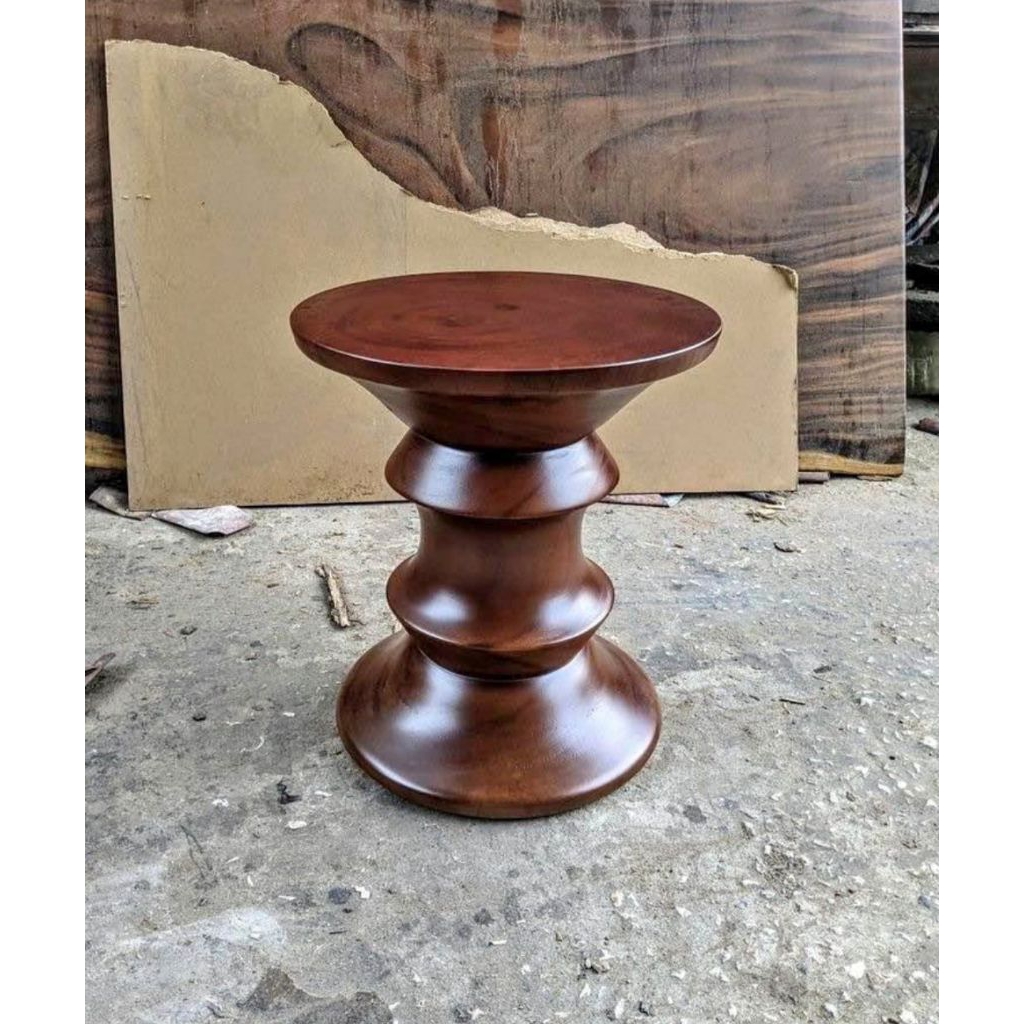 meja stool kayu trembesi / stool kayu suar / meja cafe kayu suar / meja cafe trembesi