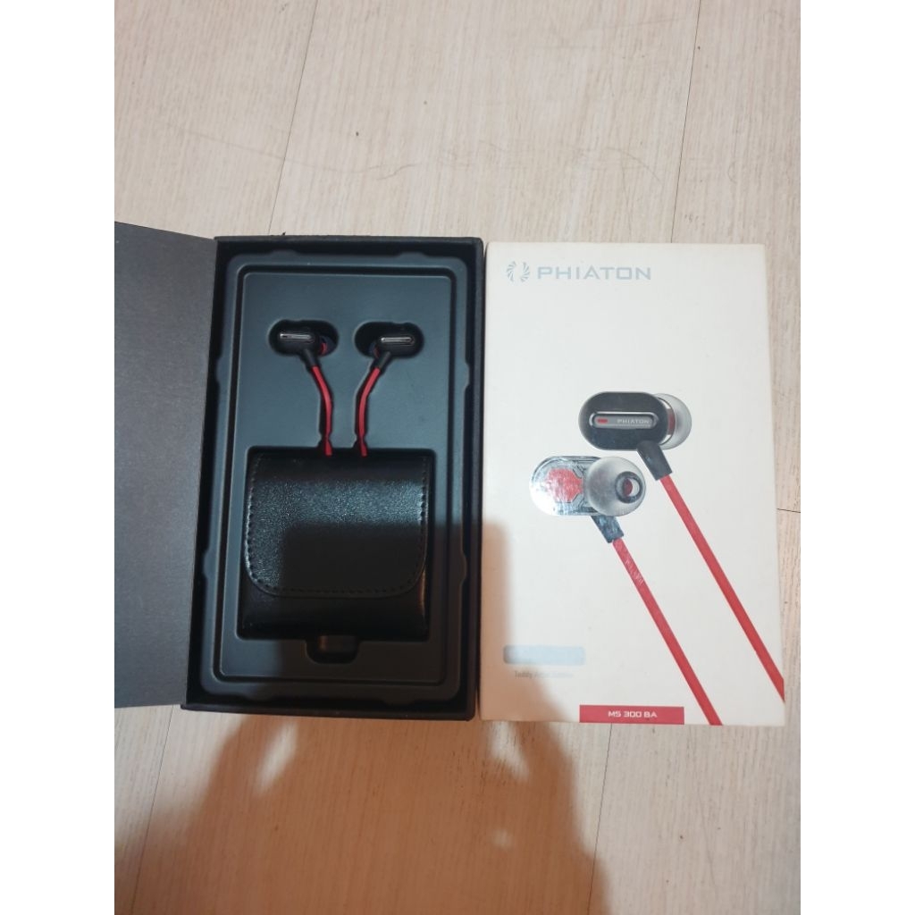 Phiaton MS 300 BA with Mic earphone