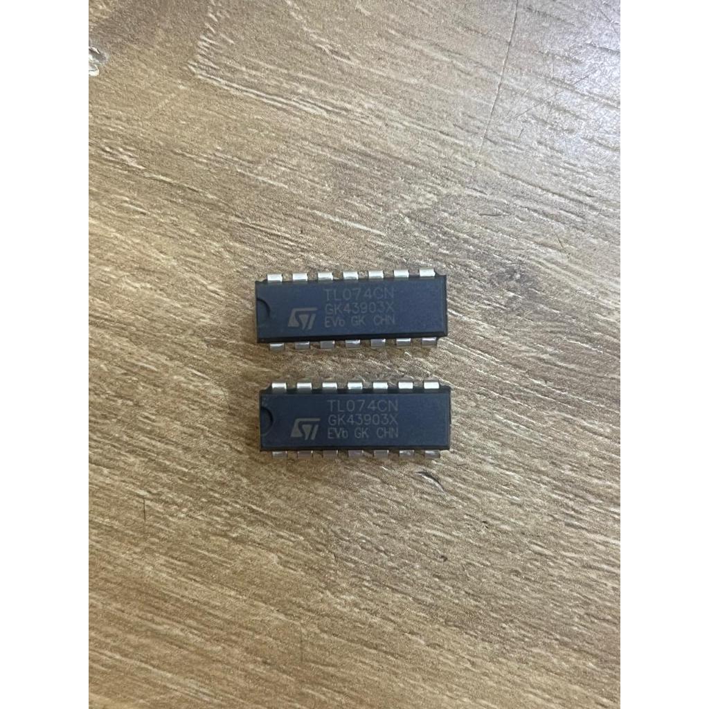 IC TL074 TL 074 Dip 14 Kaki 14 IC TL074 TL 074