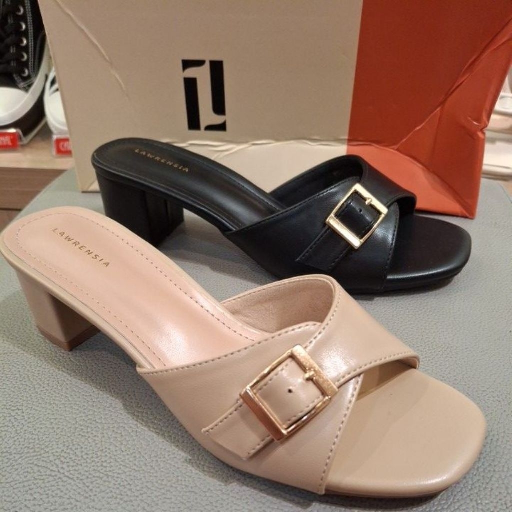 sandal hells lawrensia