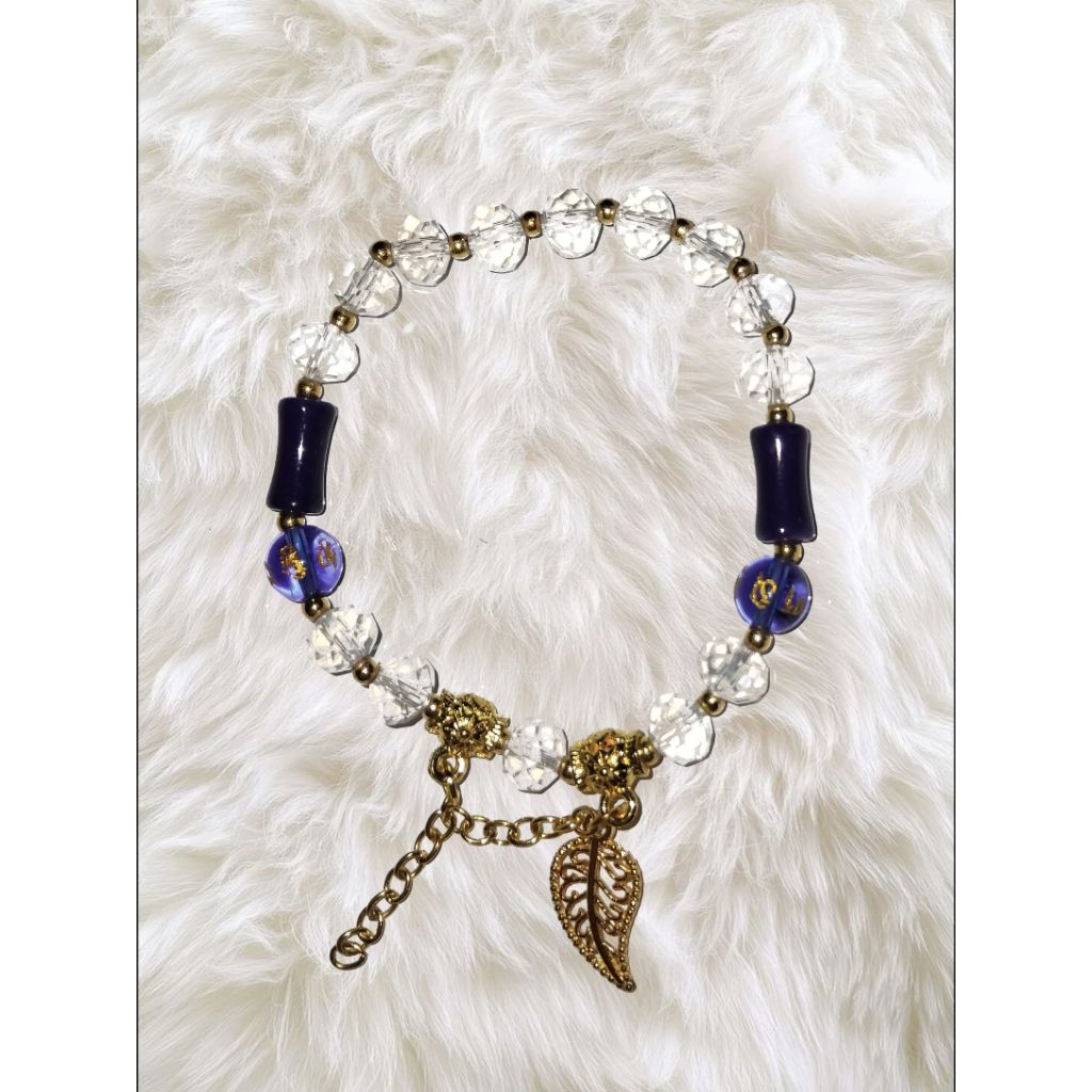 Gelang Kristal Manik Batu Biru Emas Charm Daun Elegan