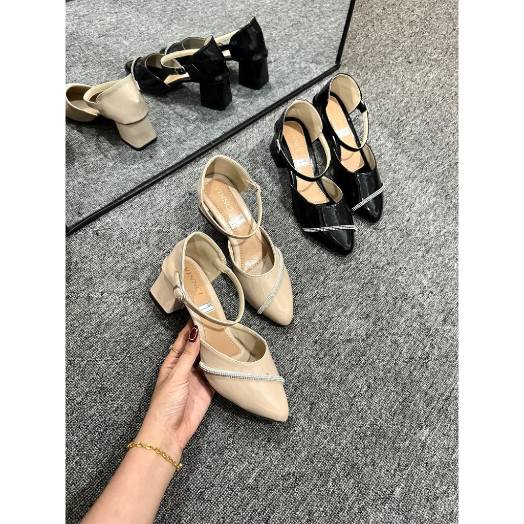 SANDAL WANITA SANDAL TEPLEK SANDAL PANSUS SANDAL HEELS SANDAL TALI SANDAL FLAT