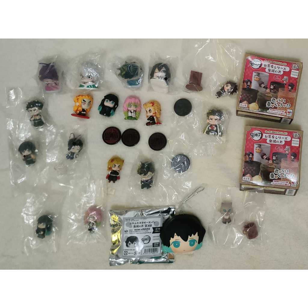 Kimetsu no Yaiba Demon Slayer Suwarasetai, Narabundesu, Onemutan, Ochatomo, Fuka Fuka Squeeze Bread,