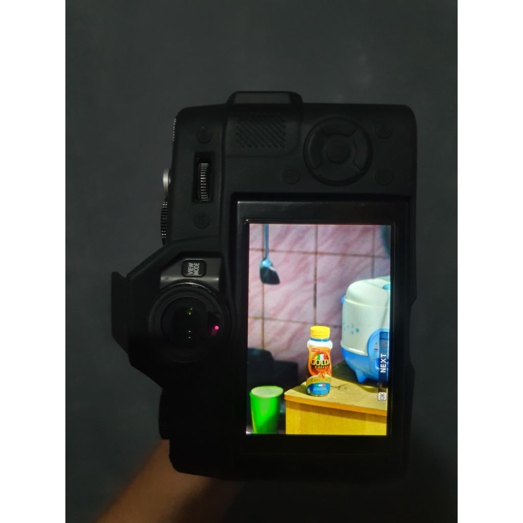 Lensa Tele Nikon 70-300mm MINES