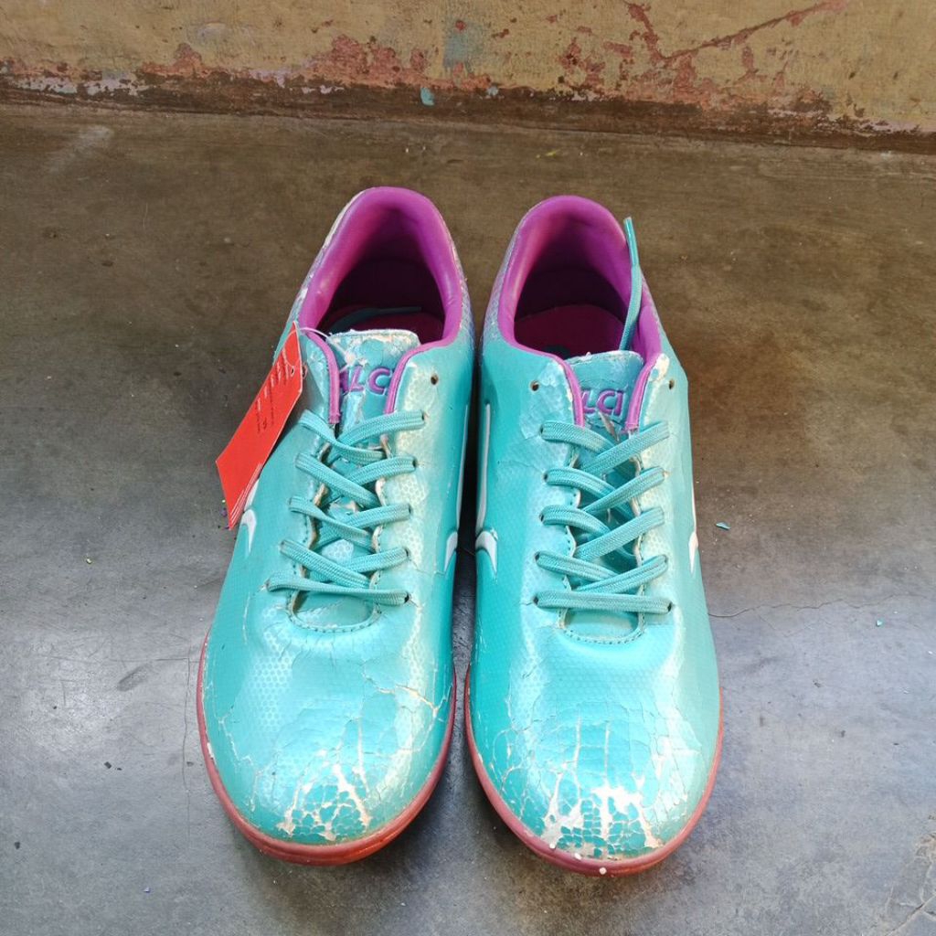 Sepatu Futsal Calci