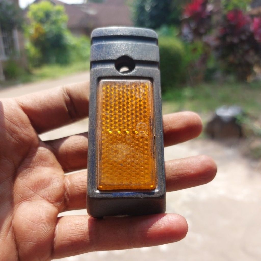 mata kucing slebor prima kiri (L) original kgd