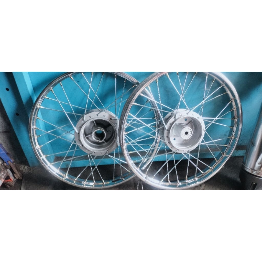 pelek jari-jari ring 17x140 rata Supra x lama tromol / Supra fit lama tromol / Honda grand, pelek ba