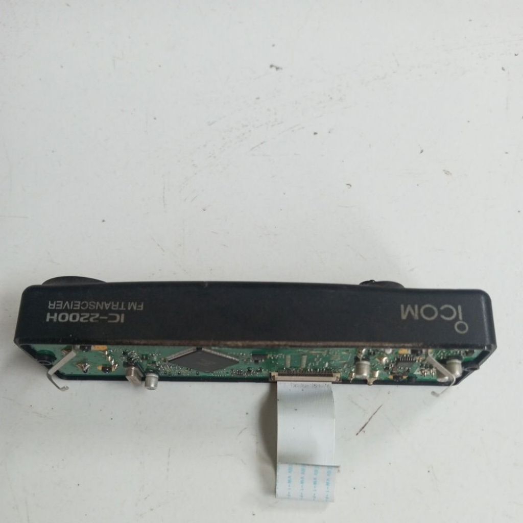 icom cpu 2200 silver normal