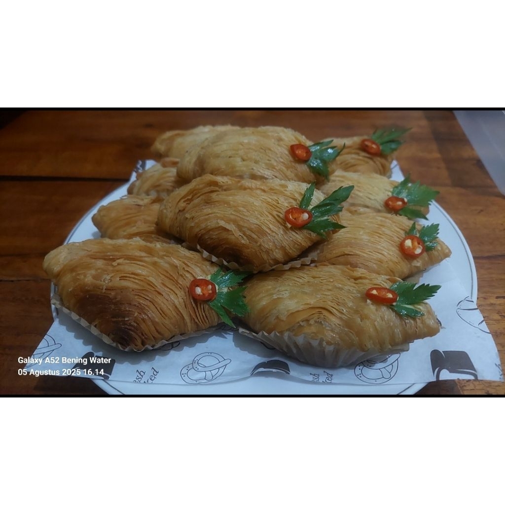 curry puff/karipap/karipapcoklat/curry puff curry ayam(husus instan pengirman/jajanan