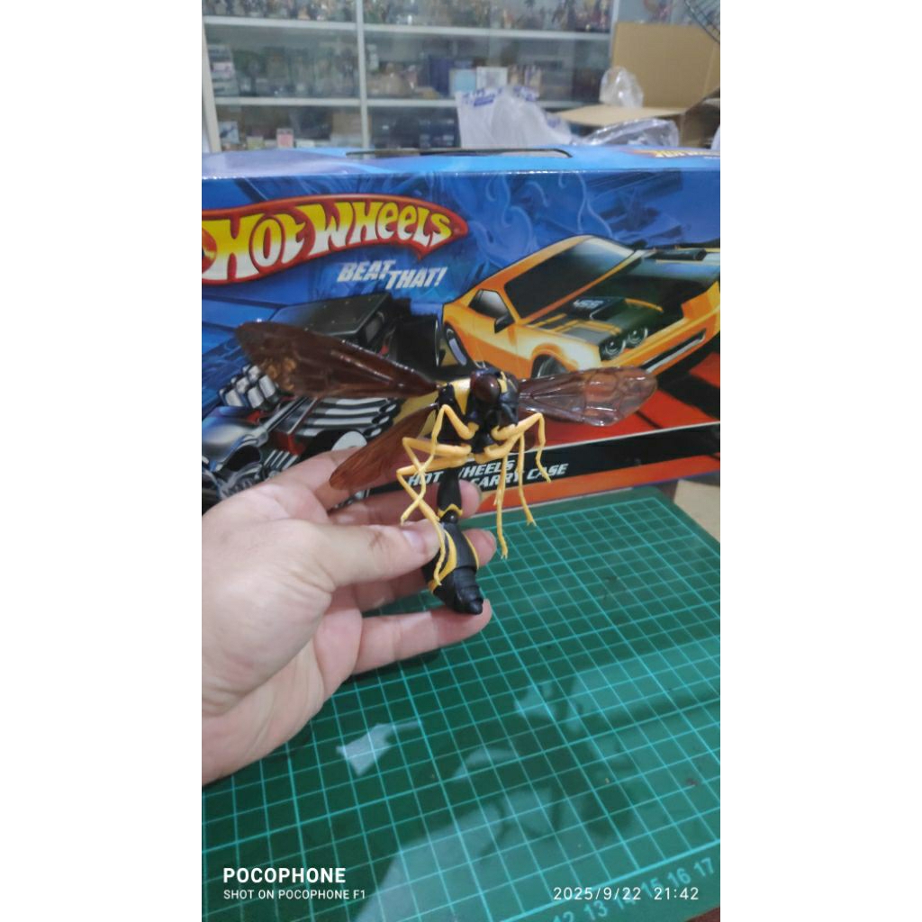 Bandai Dango Mushi wasp loose minus