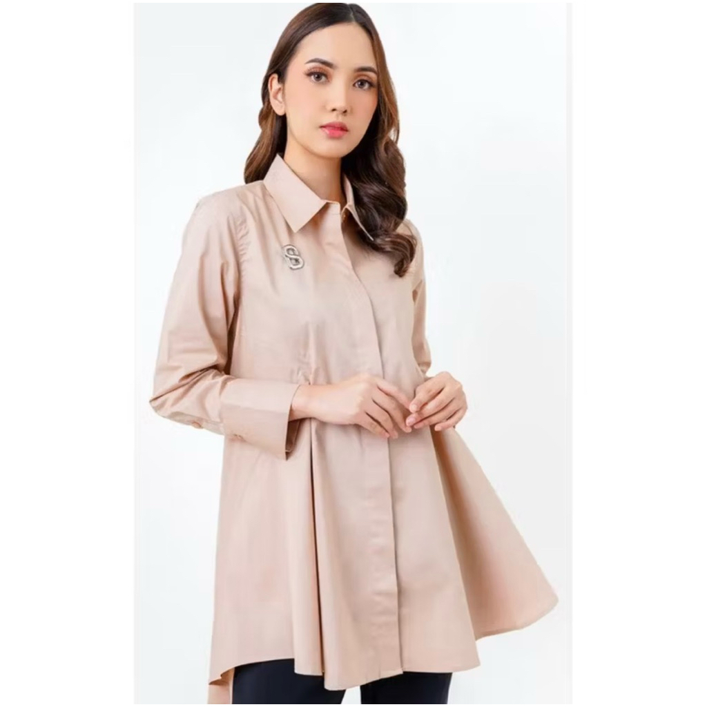 (parfum) Kylie Shirt Cream (M) Benang Jarum Preloved VVGC (1x Pakai)