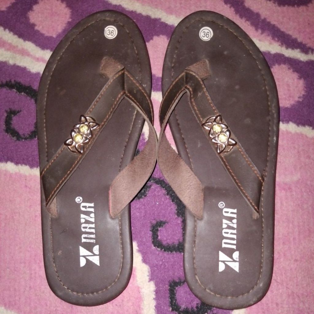 Preloved sendal wanita